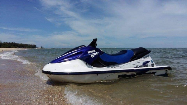 เจ็ทสกี YAMAHA GP1200 นัดลองได้นะครับ หรือใครเอาของมาแลกเสนอมาครับ