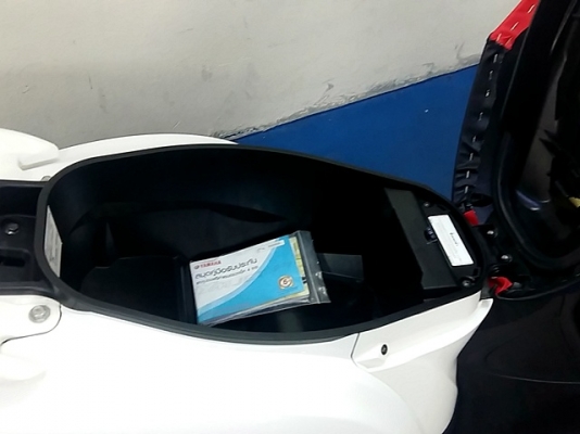 filano สีขาว พิมนิยม รถขับสบาย สไตล์รถป๊อป แต่ขับดีกว่าเยอะ  รถเดือน มีนาคม ปี55 ไมล์ 8 พันโล ฟรีโอน แถม 4 รายการ 26900