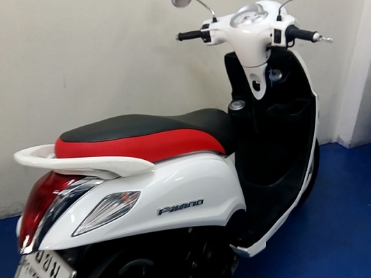 filano สีขาว พิมนิยม รถขับสบาย สไตล์รถป๊อป แต่ขับดีกว่าเยอะ  รถเดือน มีนาคม ปี55 ไมล์ 8 พันโล ฟรีโอน แถม 4 รายการ 26900