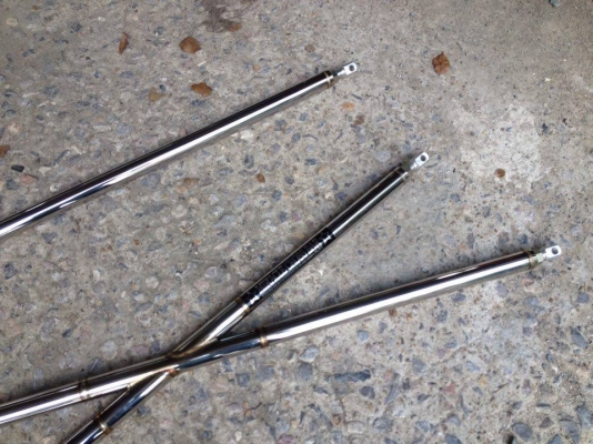 ขายค้ำx+c Miracle crross barr by ncxj โตโยต้า ยาริส RS ราคา2500บาท โทร0924462525โส กทม