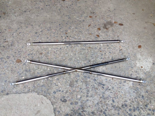 ขายค้ำx+c Miracle crross barr by ncxj โตโยต้า ยาริส RS ราคา2500บาท โทร0924462525โส กทม