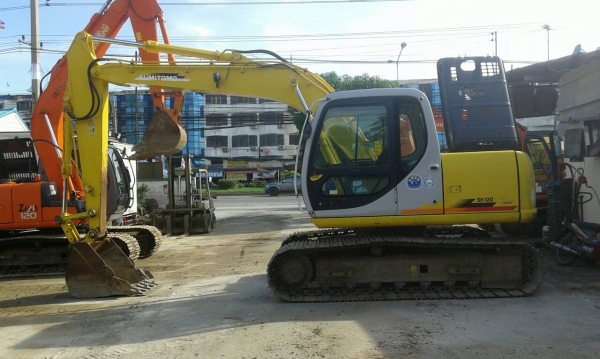 ขายด่วน รถขุด SUMITOMO SH120-3 ปี 2007 แทรคใหญ่ มีลายแยก ชั่วโมงน้อย 5,xxx สนใจโทร 089-3818694 ดวงนภา ขายด่วน รถขุด SUMITOMO SH120-3 ปี 2007 แทรคใหญ่ มีลายแยก ชั่วโมงน้อย 5,xxx สนใจโทร 089-3818694 ดวงนภา