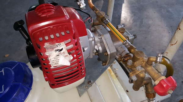 เครื่องพ่นยาถังในตัว รหัสสินค้า T - 7 เครื่องพ่นยาถังในตัว รหัสสินค้า T - 7