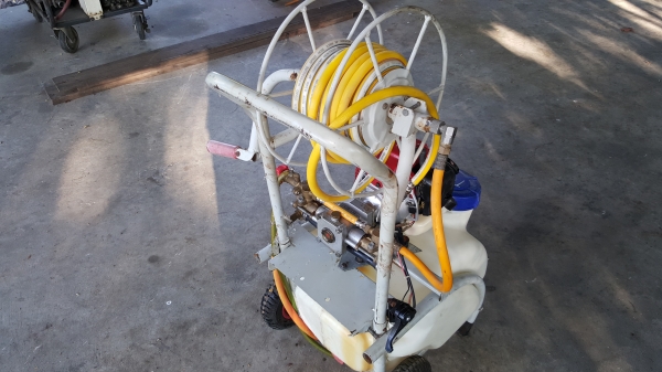 เครื่องพ่นยาถังในตัว รหัสสินค้า T - 7 เครื่องพ่นยาถังในตัว รหัสสินค้า T - 7