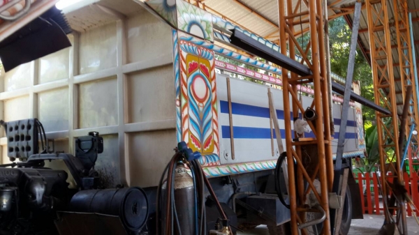 จบ ขายกลางอากาศ แล้วครับ จากเสีย จ.บุรีรัมย์ ขอบคุณครับ ฮีโน่ SUMO 227 วางเครือง 3M 240 สโลส 2เพา ดั้มมีเนียม สภาพดีสวยๆพร้อมใช้^เลขเครืองยังไม่แจ้งเข้าเล่ม^ทะเบียนพร้อม ราคา 695,000บ ต่อรองได้ จบ ขายกลางอากาศ แล้วครับ จากเสีย จ.บุรีรัมย์ ขอบคุณครับ ฮีโน่ SUMO 227 วางเครือง 3M 240 สโลส 2เพา ดั้มมีเนียม สภาพดีสวยๆพร้อมใช้^เลขเครืองยังไม่แจ้งเข้าเล่ม^ทะเบียนพร้อม ราคา 695,000บ ต่อรองได้