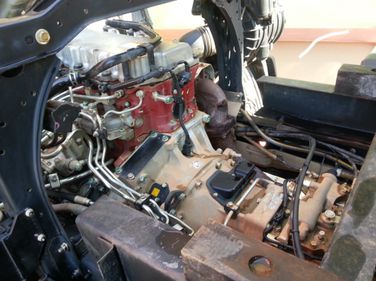 ขาย 6  ล้อ เมก้า ซีรี่ 500  fc 9 j  175 แรง  ปี 55  (วิ่ง  70,000 โล) รถสวย เล่มทะเบียนพร้อม    โทร 085 -7282756