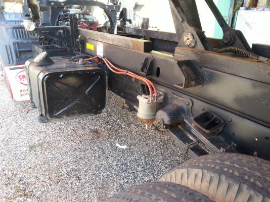 ขาย 6  ล้อ เมก้า ซีรี่ 500  fc 9 j  175 แรง  ปี 55  (วิ่ง  70,000 โล) รถสวย เล่มทะเบียนพร้อม    โทร 085 -7282756