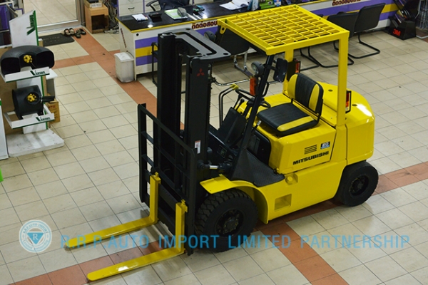 ขายรถโฟล์คลิฟท์มือสอง MITSUBISHI  รุ่น FG20-0044  ราคา 165,000 บาท นำเข้าจากประเทศญี่ปุ่น 100\% ไม่เคยใช้งานในประเทศไทย