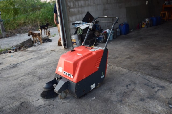 รถดูดฝุ่นไฟฟ้าเก่านอกพร้อมใช้แบต 12V 100AM ราคา 15,000บาท สภาพสวยตามรูป