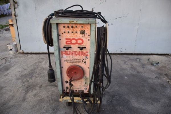 เครื่องเชื่อมCo2 เก่านอกตามสภาพ ราคา  15,000บาท