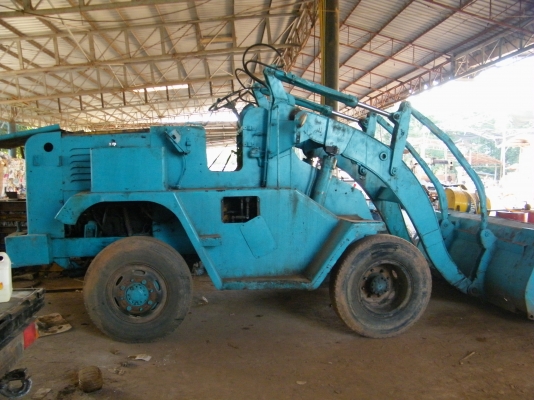 ขายรถตัก J.T.M สภาพพร้อมใช้งาน ราคา