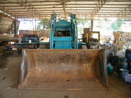 ขายรถตัก J.T.M สภาพพร้อมใช้งาน ราคา