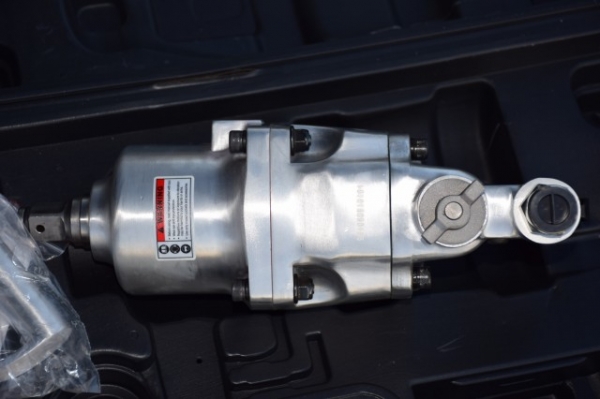 บล๊อกลมของใหม่นำเข้าจากจีน พร้อมลูกบล๊อก2ลูก ยี่ห้อ LUMAN ราคา 7,000บาท