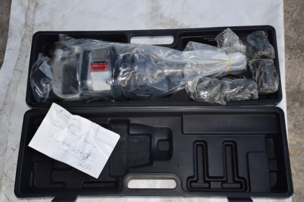 บล๊อกลม อะชิตะ เกรดA พร้อมใช้งานทนทาน ของใหม่ พร้อมลูกบล๊อก ตามรูป ราคา 12,000บาท