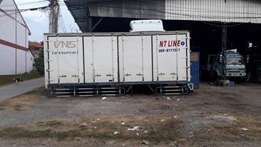 ขายตู้แห้ง 10 บาน 720 ไม่มีเสากลาง ***แก้ราคาใหม่ 70,000 บาท***