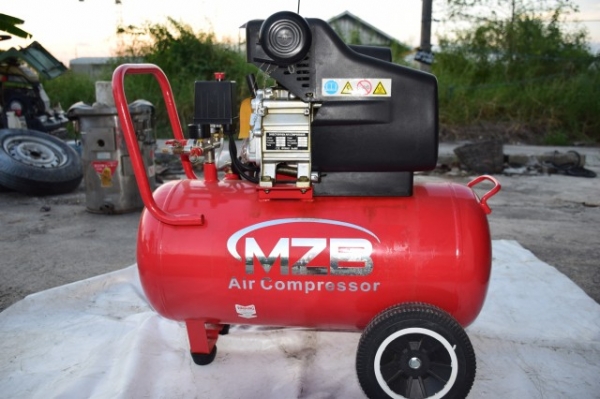 ปั๊มลม อะชิตะ ขนาด 50ลิตร มอเตอร์2แรง ไฟ220V สินค้าใหม่ ราคา 4,700บาท ปั๊มลม อะชิตะ ขนาด 50ลิตร มอเตอร์2แรง ไฟ220V สินค้าใหม่ ราคา 4,700บาท