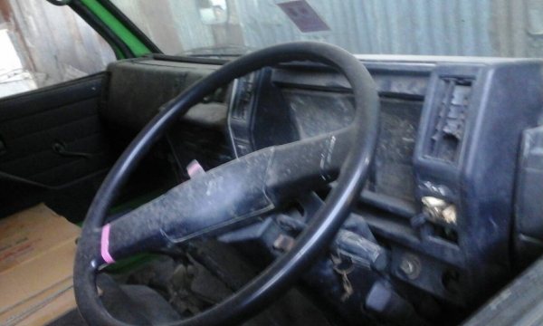 รถISUZU NKR ดั้ม6ล้อเล็กกระบะยาว3,10ม.  เครื่อง  4BE1 110 แรงรถสวยทั้งคัน สนใจติดต่อ 0835601591 หรือ 0903494058