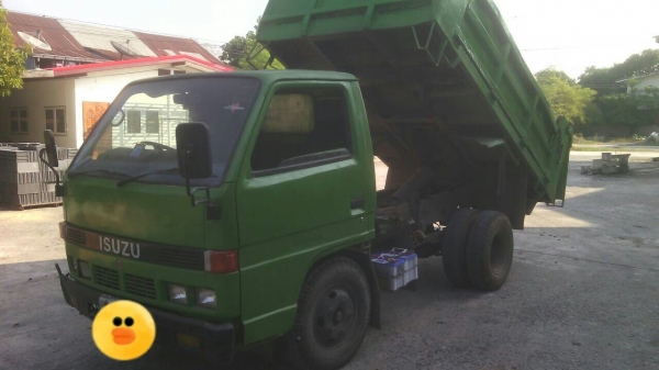 รถISUZU NKR ดั้ม6ล้อเล็กกระบะยาว3,10ม.  เครื่อง  4BE1 110 แรงรถสวยทั้งคัน สนใจติดต่อ 0835601591 หรือ 0903494058