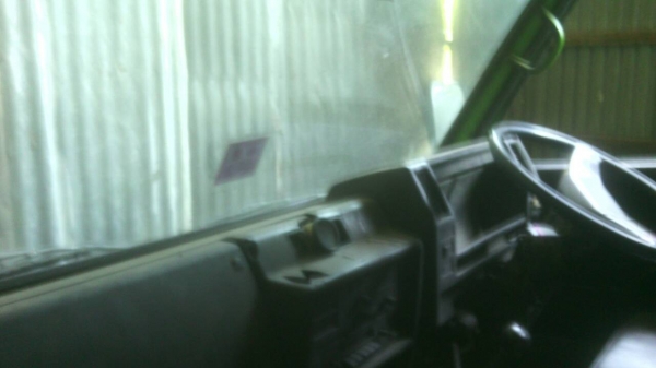 รถISUZU NKR ดั้ม6ล้อเล็กกระบะยาว3,10ม.  เครื่อง  4BE1 110 แรงรถสวยทั้งคัน สนใจติดต่อ 0835601591 หรือ 0903494058