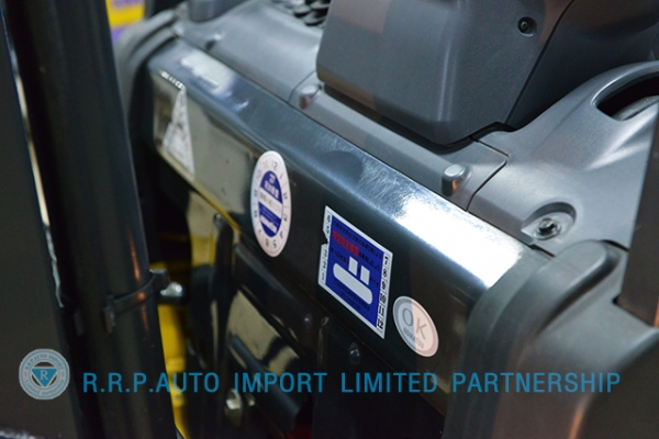 ขายรถโฟล์คลิฟท์มือสอง KOMATSU รุ่น FD25T-17-309057  ราคา 395,000บาท รุ่นใหม่ล่าสุด