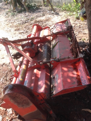 โรตารี่ตราช้างสภาพดีใช้งานได้เลยใช้กับรถไถ 45 หรือ 47 แรง