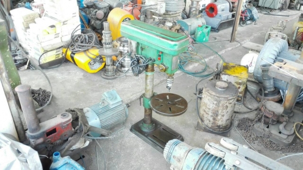 ====== Sold Out!! ====== สว่านแท่น REXON Made in Taiwan 16 mm. มอเตอร์ Mitsubishi 1/2 HP. 380V. สภาพสวย สด แน่น พร้อมใช้งาน!!