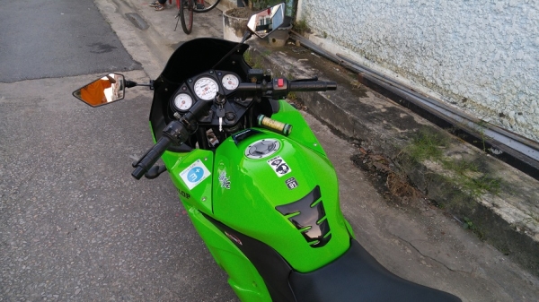 Ninja250 2012 รถบ้านแท้ๆ มือเดียว เล่มชุดโอนครบ Ninja250 2012 รถบ้านแท้ๆ มือเดียว เล่มชุดโอนครบ