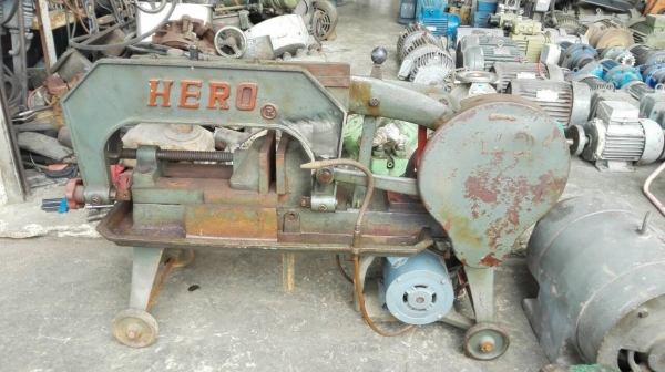 ====== Sold Out!! ====== เลื่อยชัก HERO 14" มีปั้มน้ำ ใช้ไฟบ้าน 220V. สวยๆอุปกรณ์ครบ พร้อมใช้งาน.