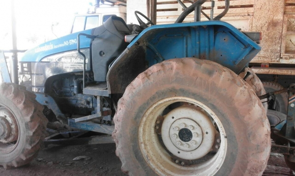 ขายรถไถ TS 90 NEWHOLLAND เอิมฟพร้อมใช้