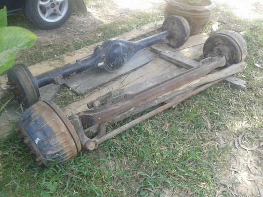 ขอขาย คานหน้า รถ ISUZU115  น็อต 6รู ราคา 5900 และเพลาหลัง วีโก้ ราคา 6500