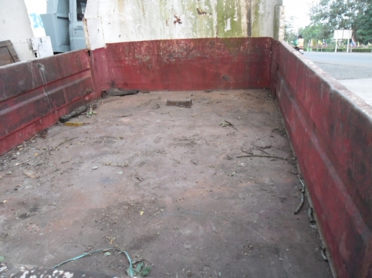 ขายกระบะดั้มสภาพสวย  เฉพาะกระบะกับแชชซีเทียม ไม่มีกระบอกดั้ม