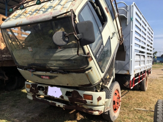 ขายด่วนครับ รถ 6 ล้อ คอกสูง ยาว 5 เมตร HINO FF3H เครื่อง HO7D 195 แรง