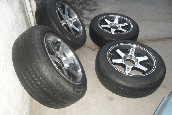 ล้อแม็ก17นิ้ว6รู 8" TE37 พร้อมยาง สวยๆ 4 ล้อ ราคา 10700 บาท ล้อแม็ก17นิ้ว6รู 8" TE37 พร้อมยาง สวยๆ 4 ล้อ ราคา 10700 บาท