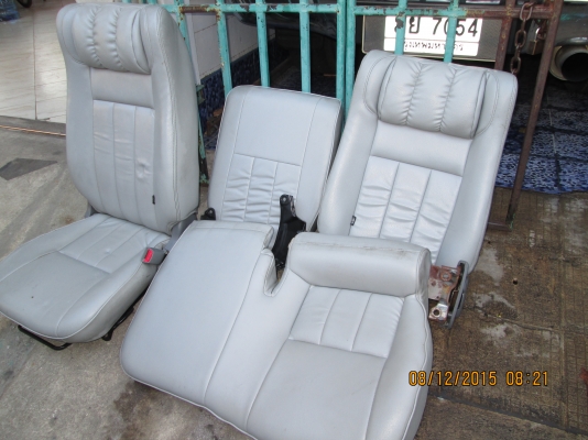 ขายเบาะรถตู้ไอ้โม้งคู่หน้า