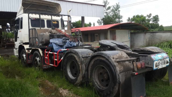 รถเทนเลอร์ Hino Profia  12ล้อ ปี56