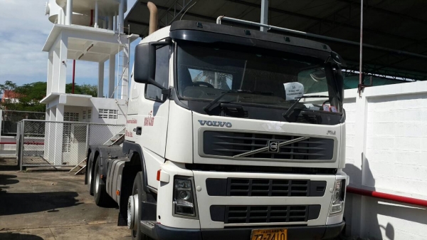 VOLVO 400 แรง ปี 52.  (ดาวน์ 250,000.-)