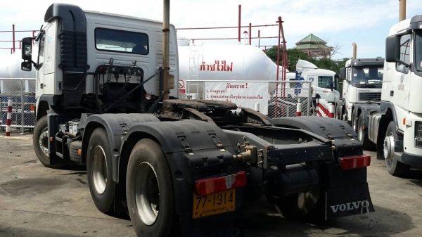 VOLVO 400 แรง ปี 52.  (ดาวน์ 250,000.-)