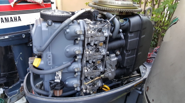 ขายเครื่องเรือ YAMAHA 50 Four