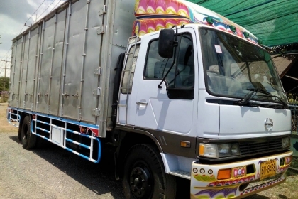 ขายๆ 655,000บ หกล้อ ฮีโน่ ไฮ้เท็ค TE195ปี48 บรรทุกตู้แห้ง10บาน ยาว7.20ม สภาพพร้อมใช้สวยบางเดิม ทะเบียนพร้อมโอน