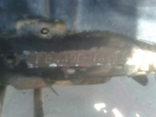 รถบรรทุก 6 ล้อ พื้นเรียบ  MITSUBISHI CANTER 115 แรงม้า  ปีจดทะเบียน 2547