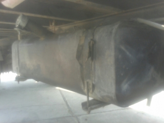 รถบรรทุก 6 ล้อ พื้นเรียบ  MITSUBISHI CANTER 115 แรงม้า  ปีจดทะเบียน 2547