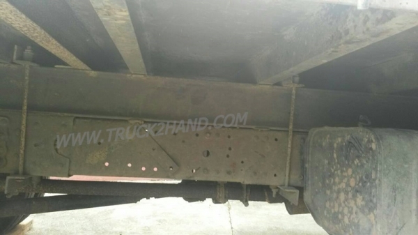 รถบรรทุก 6 ล้อ พื้นเรียบ  MITSUBISHI CANTER 115 แรงม้า  ปีจดทะเบียน 2547