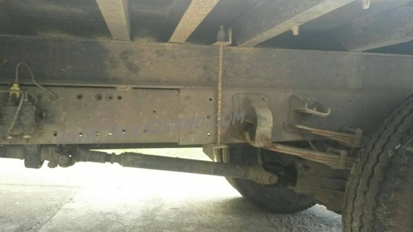 รถบรรทุก 6 ล้อ พื้นเรียบ  MITSUBISHI CANTER 115 แรงม้า  ปีจดทะเบียน 2547