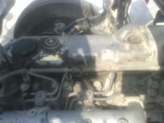 รถบรรทุก 6 ล้อ พื้นเรียบ  MITSUBISHI CANTER 115 แรงม้า  ปีจดทะเบียน 2547