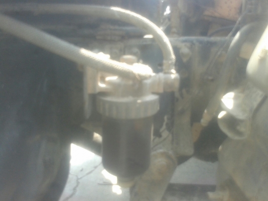 รถบรรทุก 6 ล้อ พื้นเรียบ  MITSUBISHI CANTER 115 แรงม้า  ปีจดทะเบียน 2547