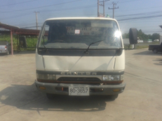 รถบรรทุก 6 ล้อ พื้นเรียบ  MITSUBISHI CANTER 115 แรงม้า  ปีจดทะเบียน 2547
