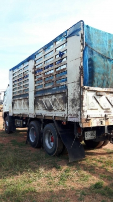 ขายครับ กระบะไม่ดั้ม สามมิตรตัวเป็นๆจากโรงงานครับ สีไม่สวยอย่างเดียว ไม่มีผุถ้าผุให้ฟรีเลย