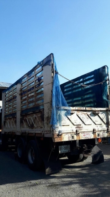 ขายครับ กระบะไม่ดั้ม สามมิตรตัวเป็นๆจากโรงงานครับ สีไม่สวยอย่างเดียว ไม่มีผุถ้าผุให้ฟรีเลย