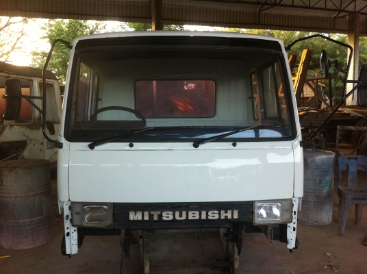 หัวเก๋ง 10 ล้อ มิตซู FUSO ทำสีใหม่ อุปกรณ์พร้อมใช้ ยกขึ้นใช้งานได้เลยนะนี่