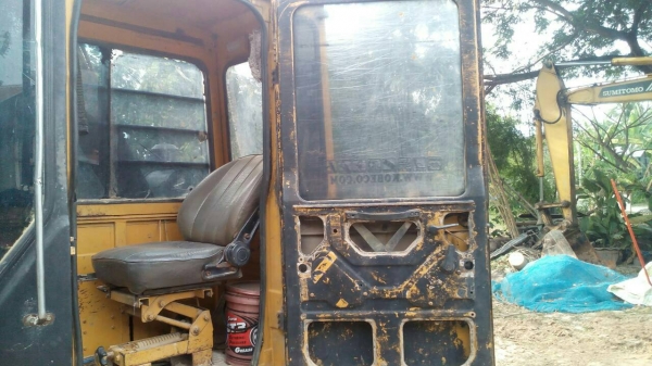 แบคโฮ KOBELCO SK03-N2 (เท่าPC60) เอกสารอินวอย **ขาย KOBELCO SK03 แบคโฮขนาดเทียบเท่าPC60 สภาพดี ราคาเบา เอกสารอินวอย HYD.EXCAVATOR KOBELCO SK03 (PC60) วางเครื่อง ISUZU 4BB1 ฝาขาว 4สูบ ปั้มเดิม เครื่องดี แน่น แห้ง แรงดีครับ ปั้มดี แรง